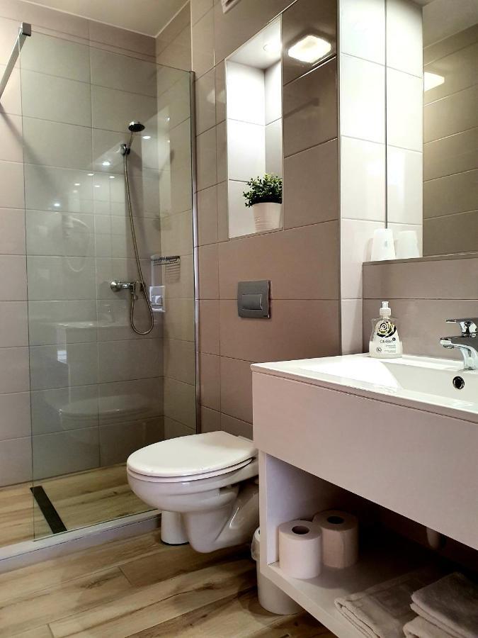 Maya Apartment Sárvár Екстериор снимка