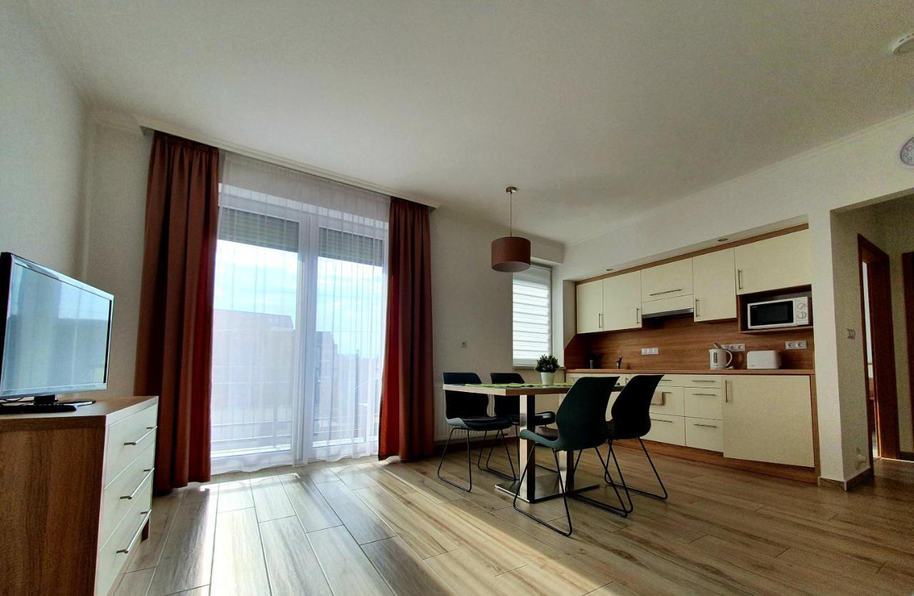Maya Apartment Sárvár Екстериор снимка